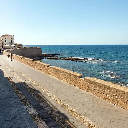 Welcomely - Cavour 47 Apartment Alghero